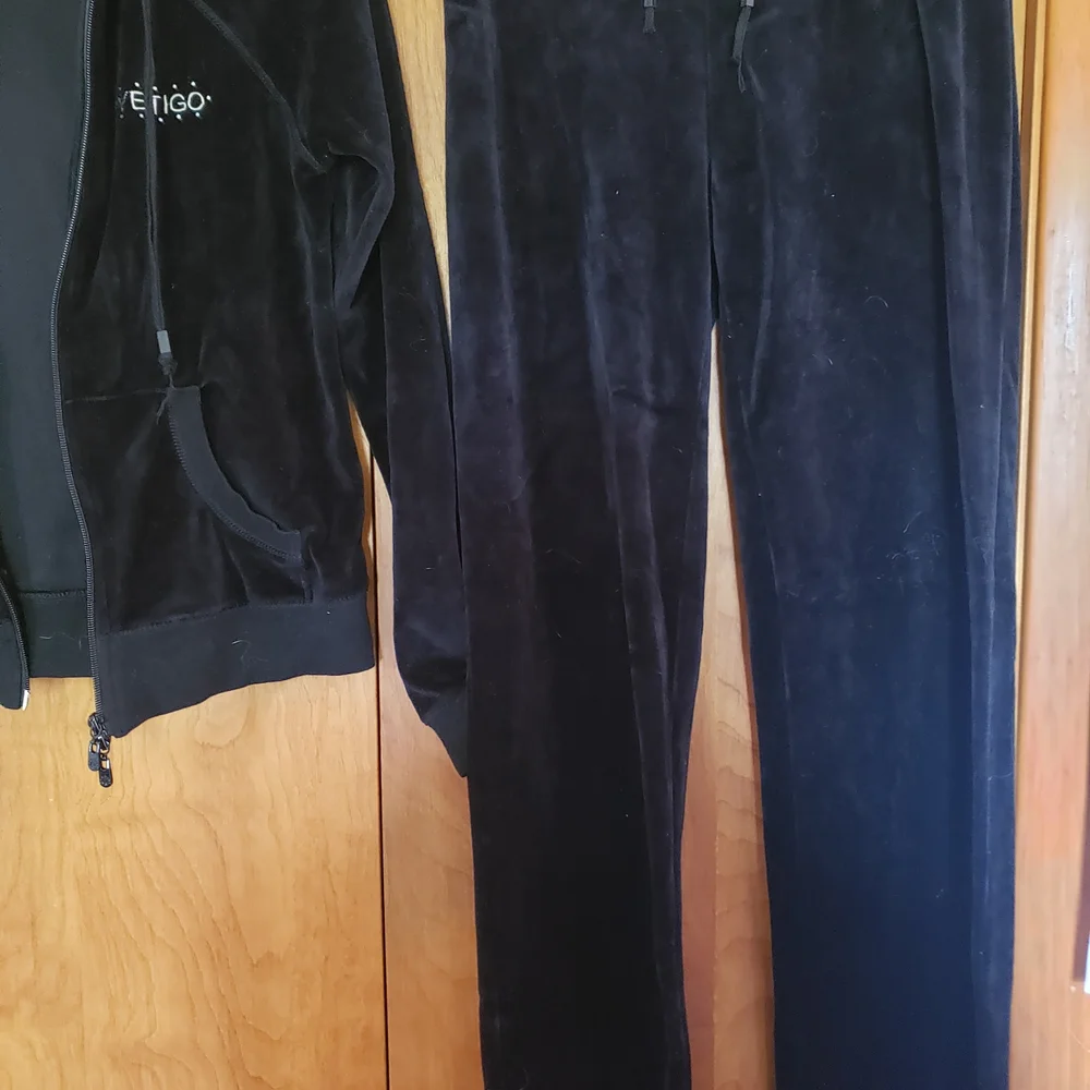 Vertigo Paris Black Velour Drawstring Pants With Matching Jacket/Hoodie - Picture 1 of 8